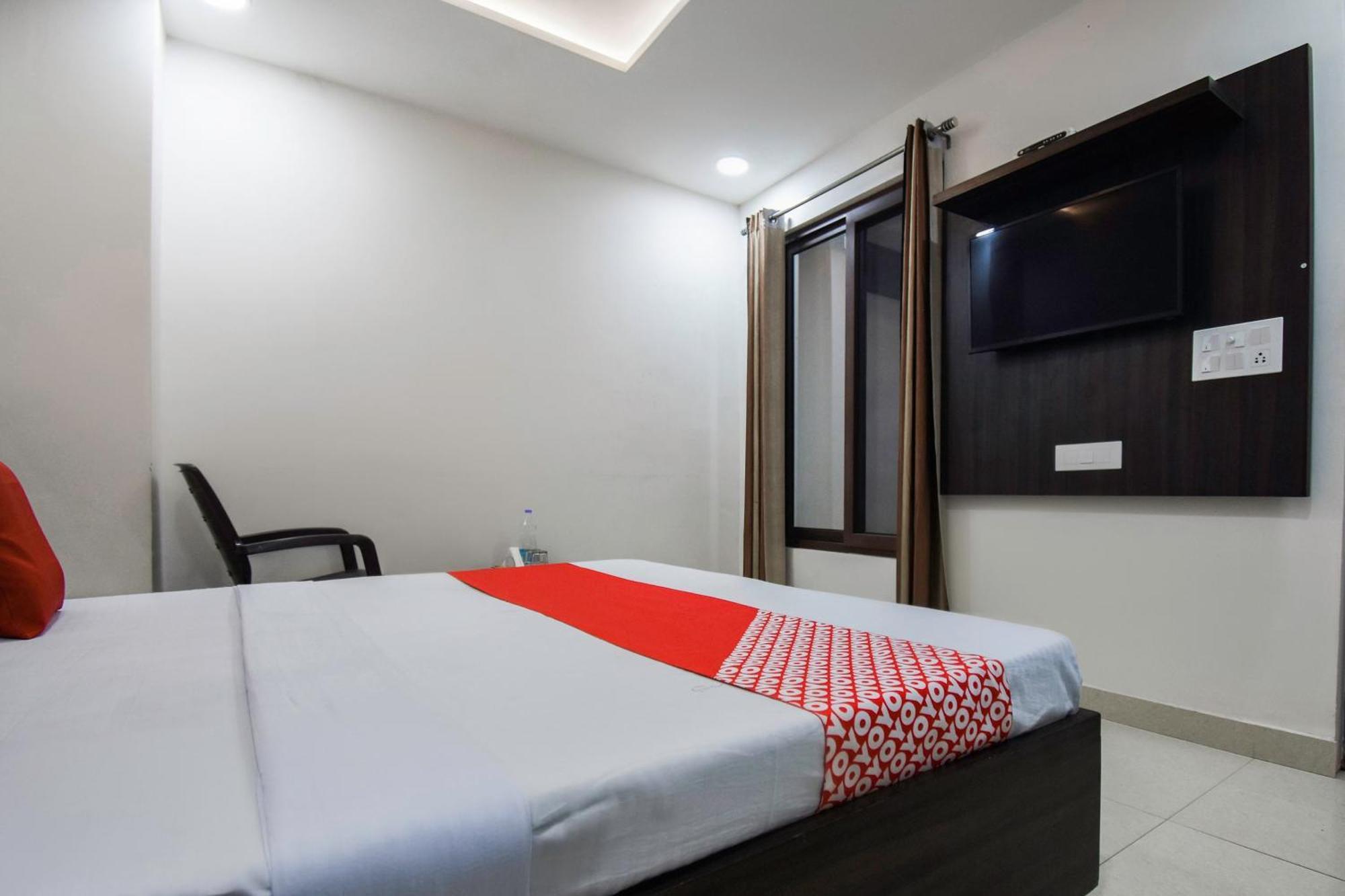 Hotel O Shangri-La-Inn Ludhiana Extérieur photo